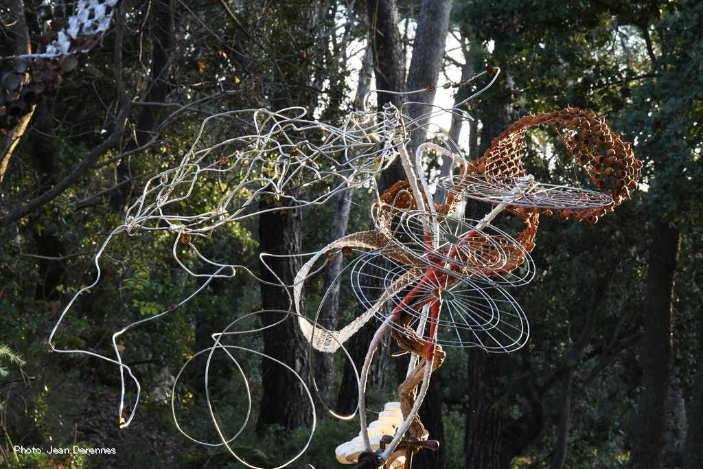 La forêt sacrée - l'arbre habité - sculpture contemporaine ATIKIN